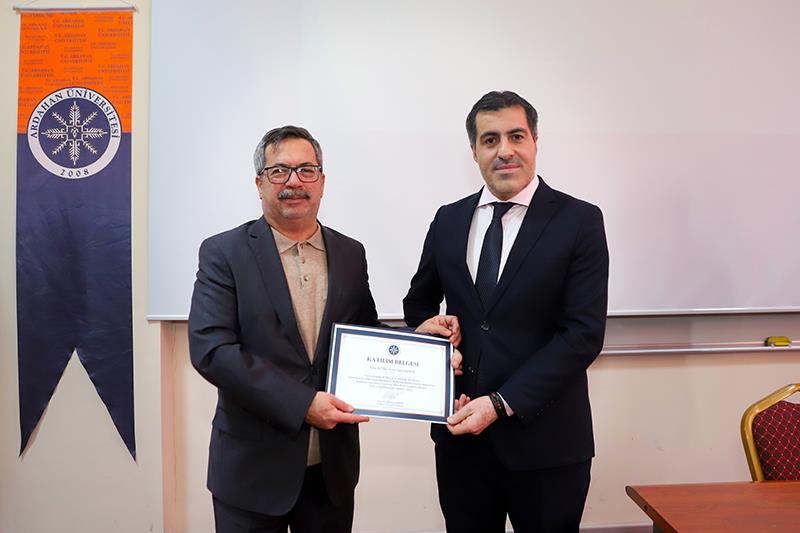 ''İslam Hukuku Bağlamında Hükümlerin İlletlerin Belirlenmesinde Maksâd ve Maslâhatın Gözetilmesi Açısından Aklın Rolü…
