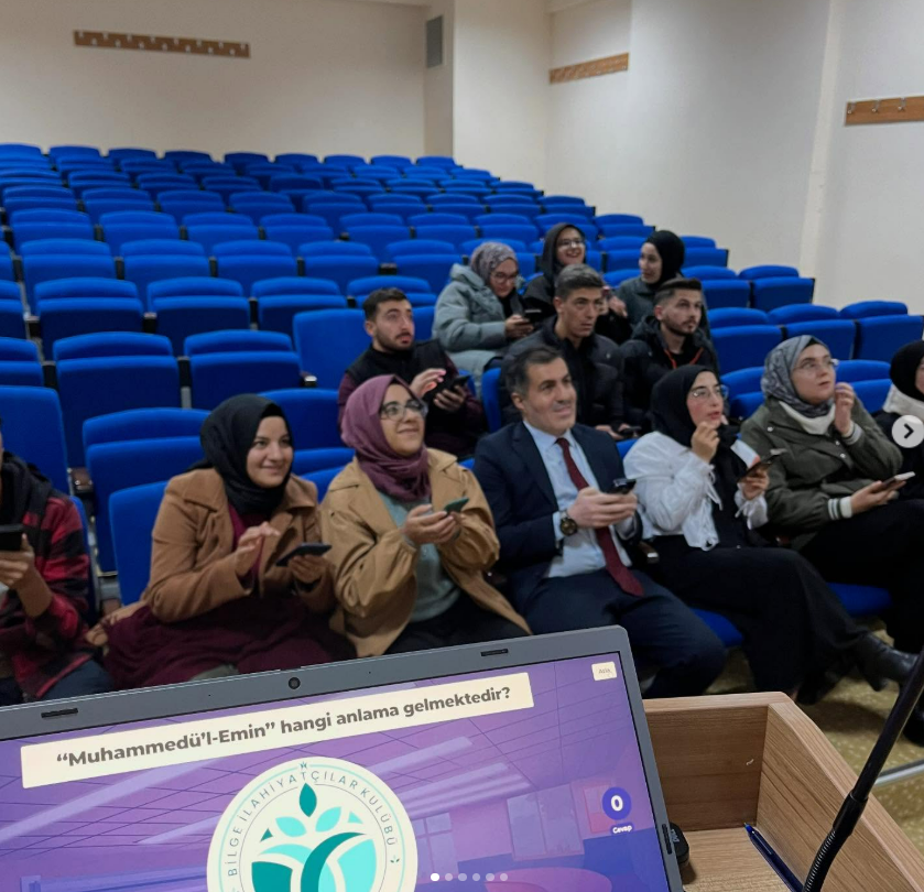 Kahoot Temel Dini Bilgiler Yarışması Düzenlendi.