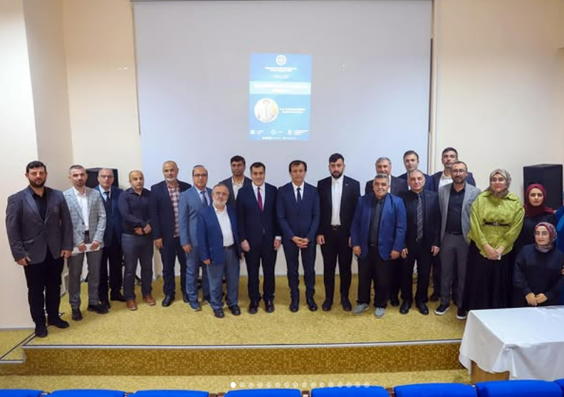 “Geleneğin Kutsallaşması Sorunu” Konulu Söyleşi Programı Düzenlendi.