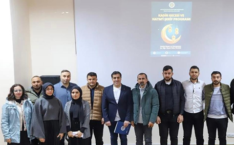 Fakültemizde "Kadir Gecesi ve Hatm'i Şerif" Programı Düzenlendi.