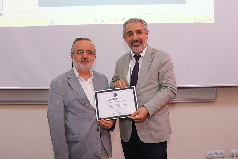 "Akıl ve Vahiy İlişkisi" Konferansı Düzenlendi.